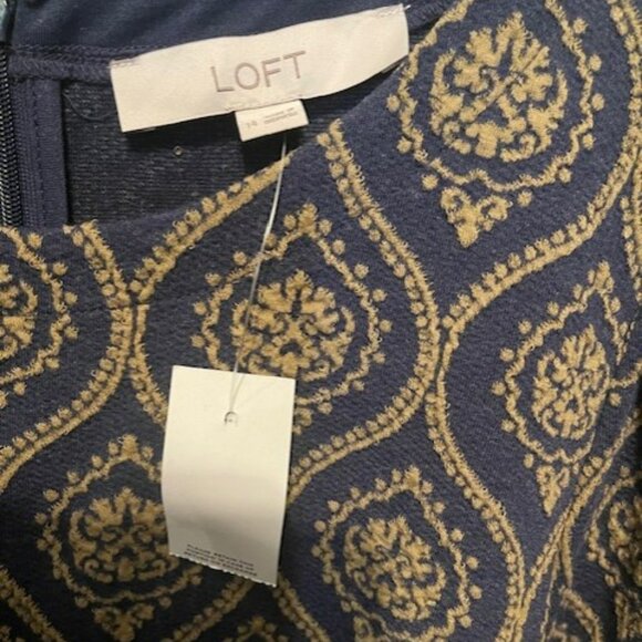 Retro Medallion Jacquard Puff Sleeve Shift Dress - Picture 8 of 16